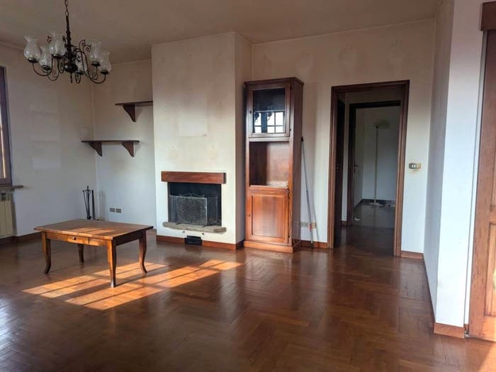 Appartamento trilocale in vendita in Via Pratopriore, Stabbio, Casella