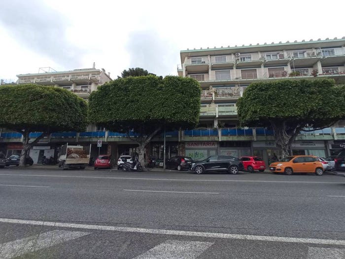 Appartamento quadrilocale in vendita in Viale della Libertà, Garibaldi, Messina