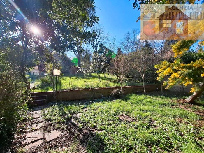 Casa con 6 locali in vendita in Via Galileo Galilei, Centro, Poggio a Caiano