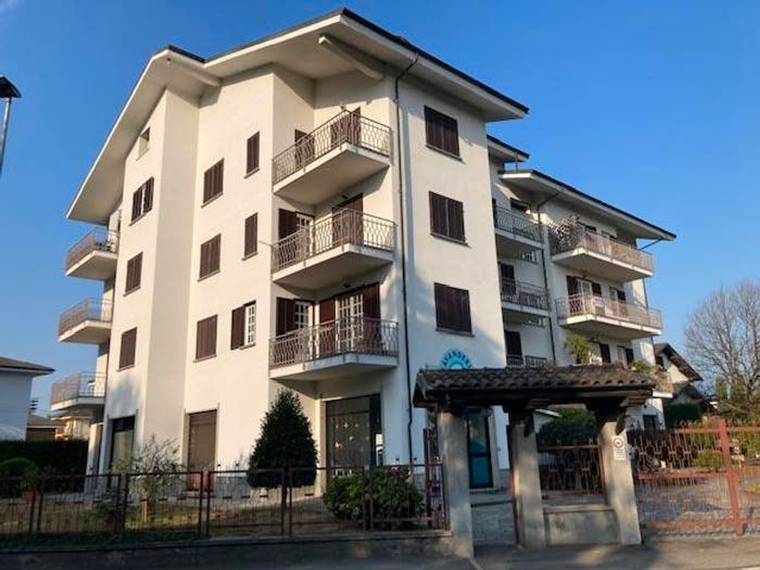 Appartamento quadrilocale in vendita in Via Dante Alighieri, Centro, Cavour