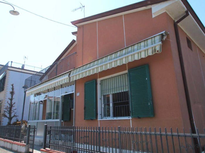 Casa quadrilocale in vendita in Via Bettino Ricasoli, BellariaIgea Marina