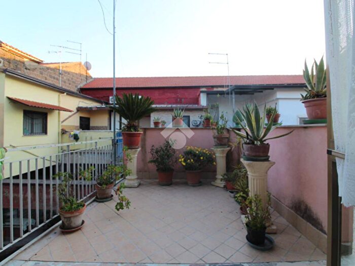 Casa con 6 locali in vendita in Via nazionale appia, Casagiove