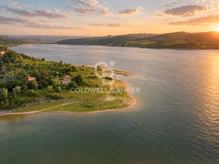 Casa con 6 locali in vendita in Voc Abbadia, Baschi