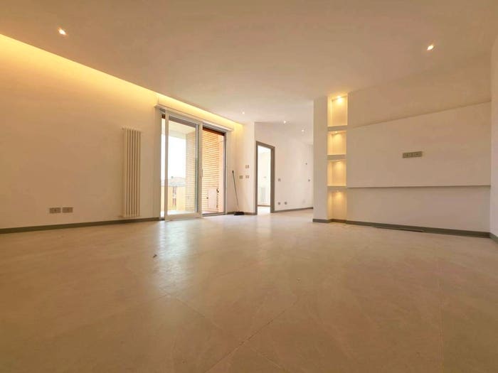 Appartamento quadrilocale in vendita in Via Ferdinando Bernini, Pablo Prati Bocchi, Parma