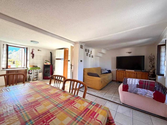 Casa bilocale in vendita in Chiavenna