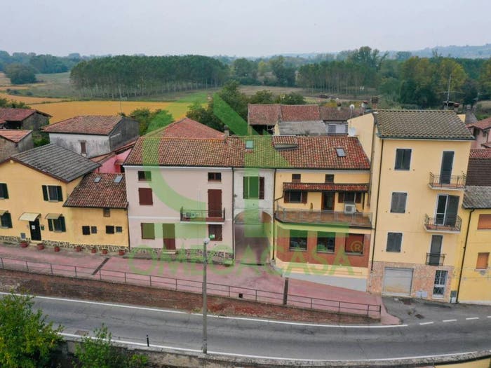 Casa trilocale in vendita in Via Umberto I, Centro, Chignolo Po
