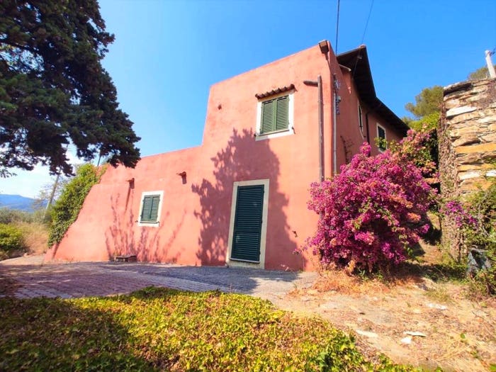 Casa con 6 locali in vendita in Località San Rocco, Pian Grande, Andora