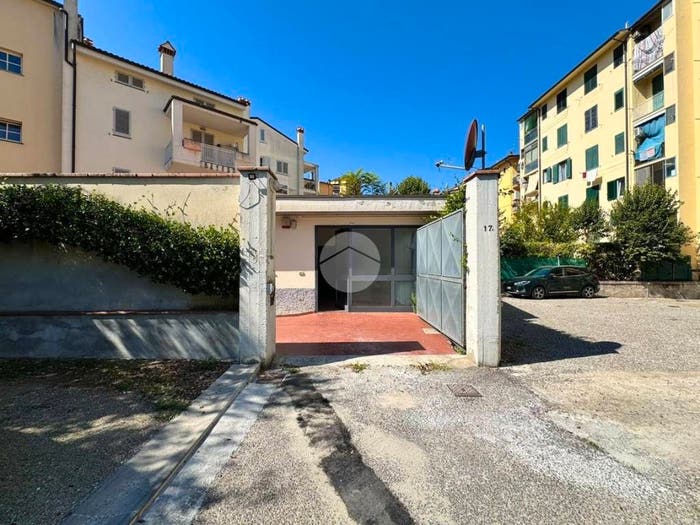Appartamento trilocale in vendita in Via dell'Olivuzzo, Soffiano, Firenze