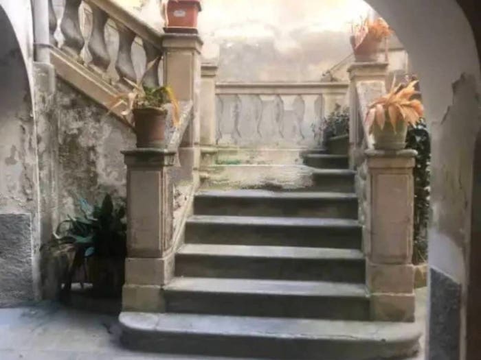 Casa con 6 locali in vendita in Via Magna Grecia, Centro, Mesoraca