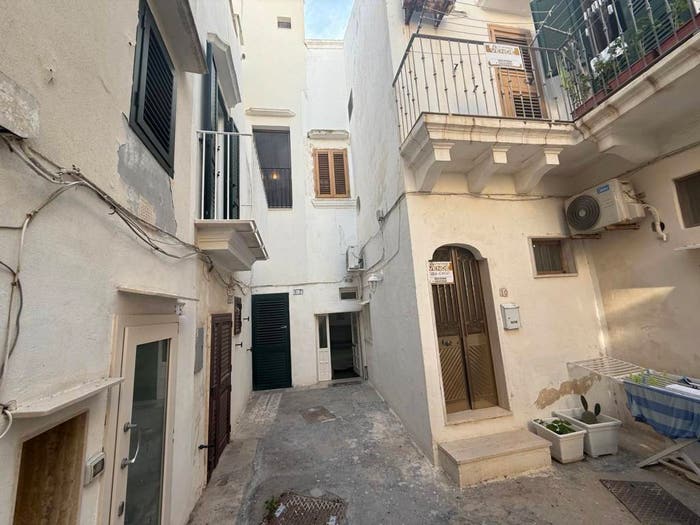 Casa quadrilocale in vendita in Corte Domenico Stradiotti, Centro Storico, Gallipoli