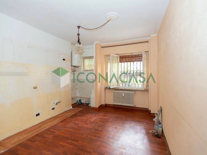 Appartamento trilocale in vendita in Via della Repubblica, Semicentro, Crema