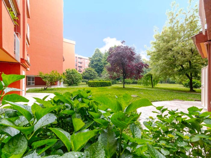 Appartamento quadrilocale in vendita in Via Valsesia, Bisceglie, Milano