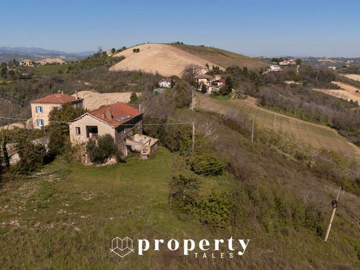 Casa con 6 locali in vendita in contrada carmine, Ripatransone