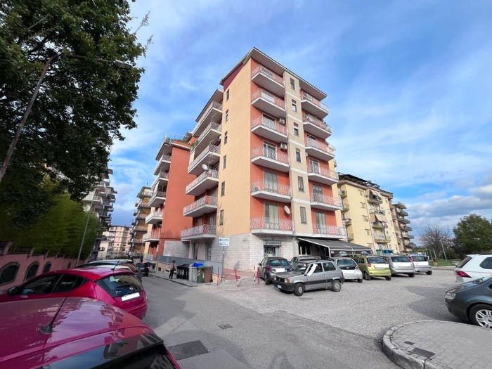 Appartamento quadrilocale in vendita in Via Tommaso Bucciano, Sala Mellusi, Benevento