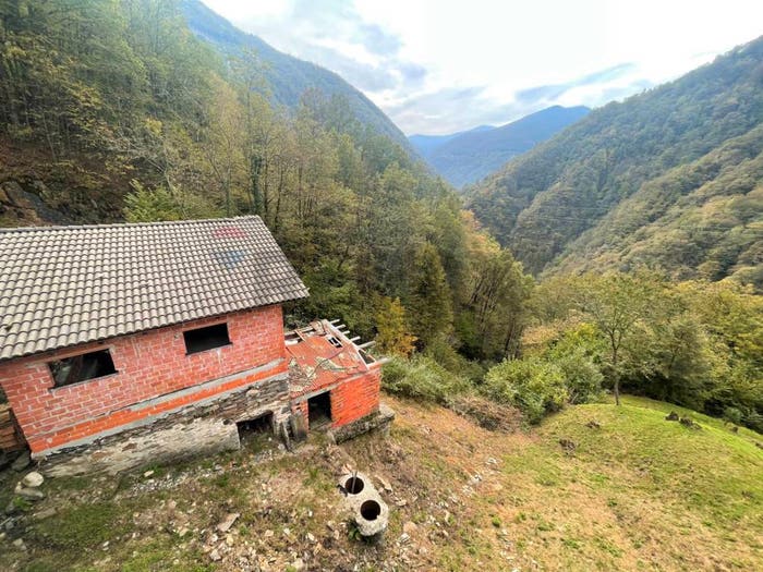 Casa bilocale in vendita in Spoccia, Valle Cannobina