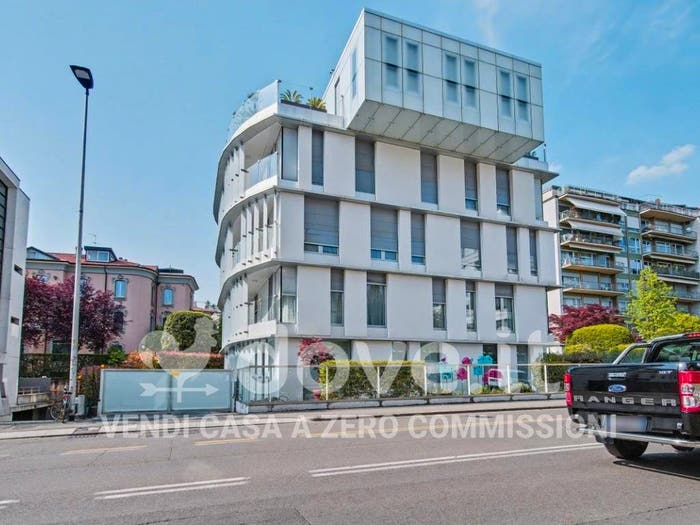 Appartamento trilocale in vendita in Via Giuseppe Verdi, Centro, Bergamo