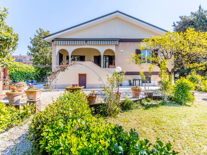 Casa con 6 locali in vendita in Via Guido Maria Conforti, Acilia, Roma