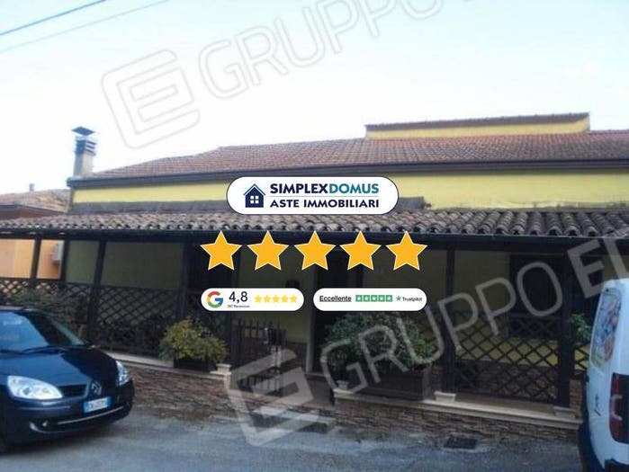 Appartamento quadrilocale in vendita in Via Trimanda, Taverna Ravindola, Montaquila