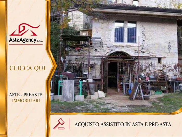 Casa trilocale in vendita in Strada Regionale ex Strada Statale km, Centro, Caramanico Terme