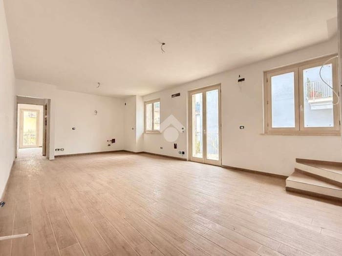 Appartamento trilocale in vendita in Via Perugia, Ascoli Piceno