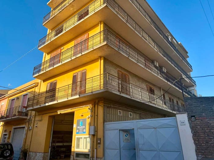 Appartamento con 6 locali in vendita in Via Giacomo Medici, Centro, Barcellona Pozzo di Gotto