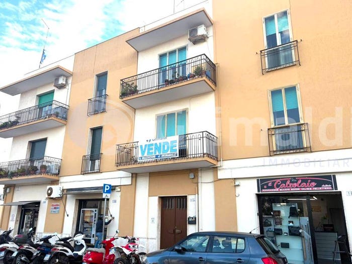 Appartamento quadrilocale in vendita in Viale Bari, Lungomare Lido San Giovanni, Gallipoli