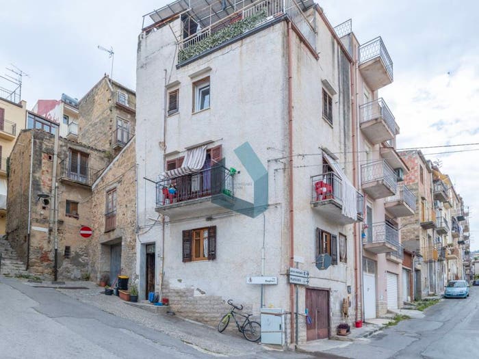 Casa trilocale in vendita in Via Antonio Gramsci, Lascari