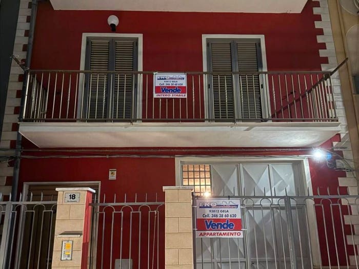 Appartamento con 5 locali in vendita in Via Oceania, Centro, Gela