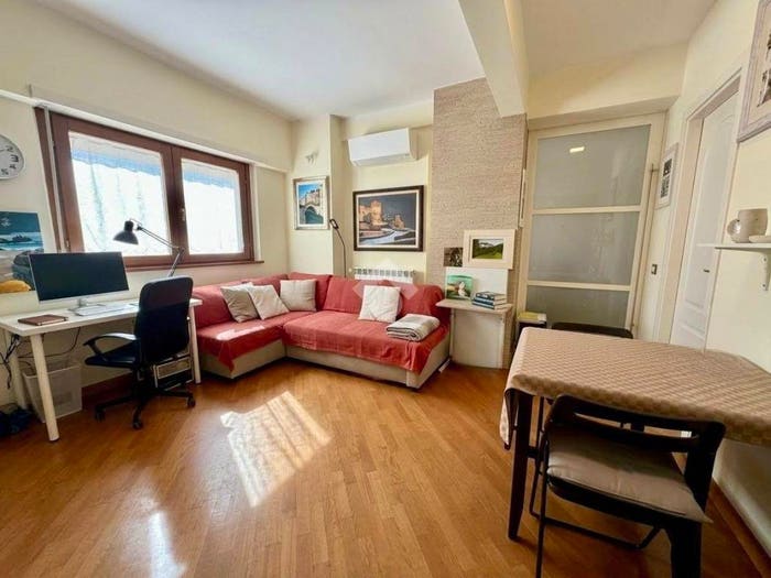 Appartamento bilocale in vendita in Via francesco menzio, Acilia, Roma