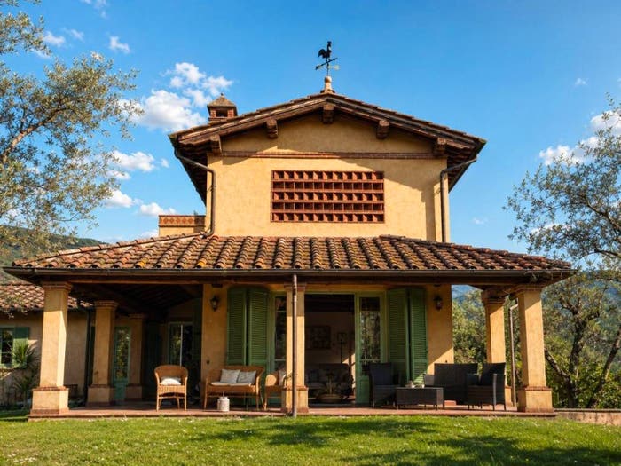 Casa con 6 locali in vendita in Via La Stretta, Camaiore Paese, Camaiore