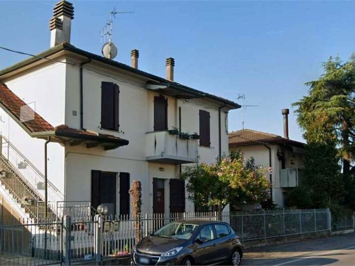 Appartamento con 5 locali in vendita in Via ravegnana, Foro Boario, Forlì