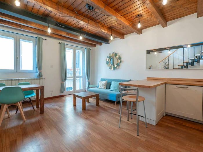 Appartamento bilocale in vendita in Via Edmondo De Amicis, Ticinese, Milano