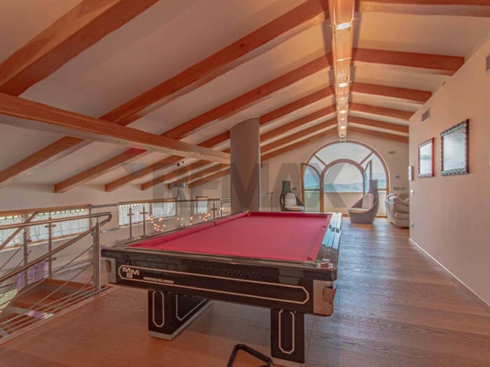 Casa con 6 locali in vendita in via savotani, Cerisano