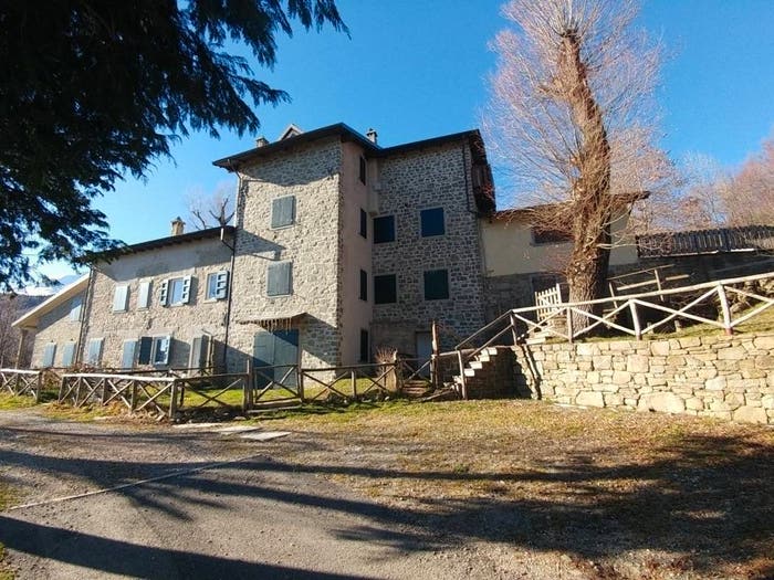 Casa con 6 locali in vendita in Via Cimoncino, Fanano