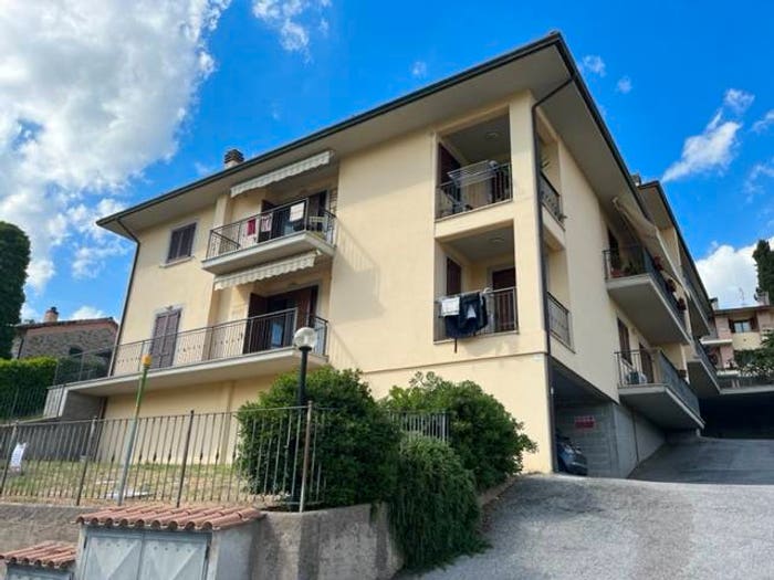 Appartamento trilocale in vendita in Via Trieste, Magione