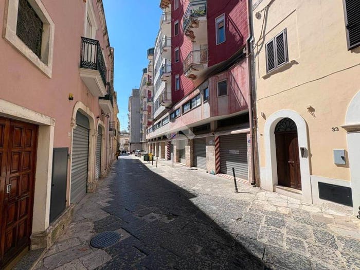Appartamento con 5 locali in vendita in Via Marco Pacuvio, Centro Storico, Brindisi