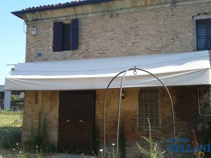 Casa con 6 locali in vendita in Remesina Pezzana, Carpi