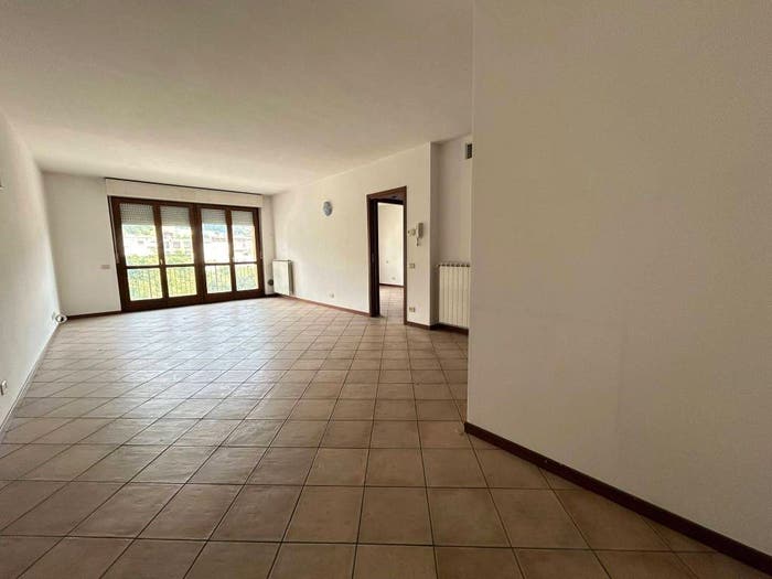 Appartamento bilocale in vendita in Via Ca' Manot, Centro, Gandino