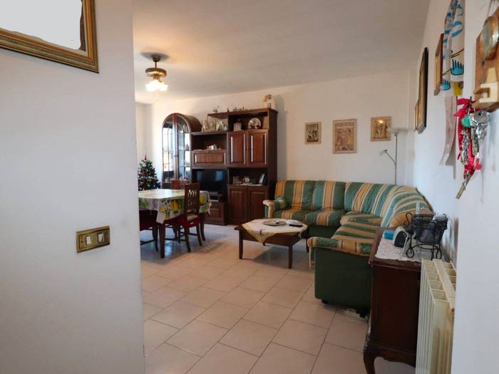 Appartamento trilocale in vendita in Via Drizza, Centro, Solaro