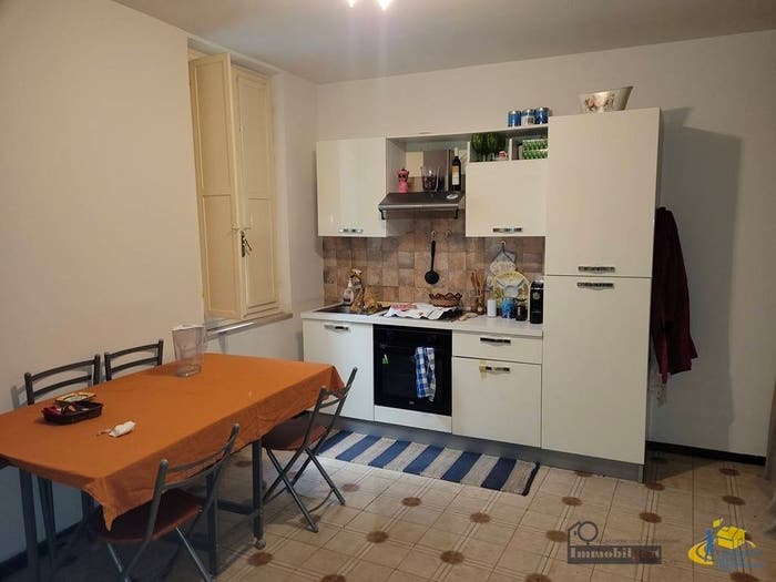 Appartamento monolocale in vendita in Borgo Guazzo, Centro Storico, Parma