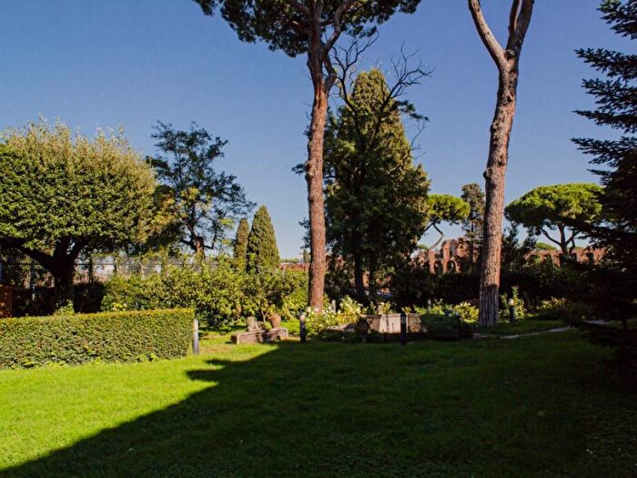 Casa con 6 locali in vendita in Aventino, Roma
