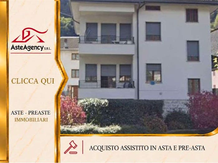 Appartamento con 6 locali in vendita in Via Singelle, Cedrasco