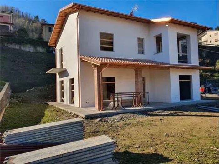 Casa con 5 locali in vendita in Centro, Castelnuovo di Garfagnana