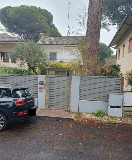 Casa trilocale in vendita in Viale Giuseppe Verdi, Milano Marittima, Cervia