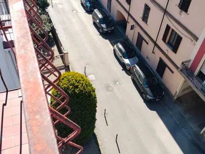 Appartamento trilocale in vendita in Via Giovanni Scazzola, Cristo, Alessandria