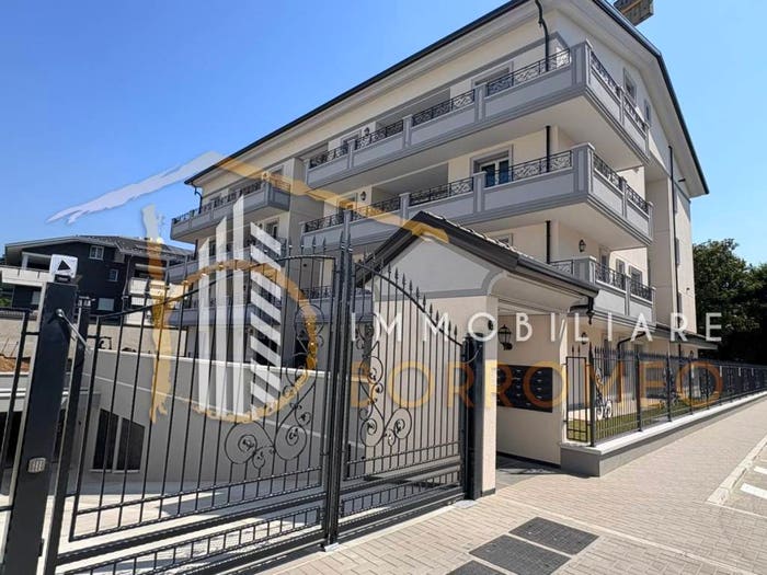 Appartamento quadrilocale in vendita in Via Padre Egidio Boga, Cesano Maderno