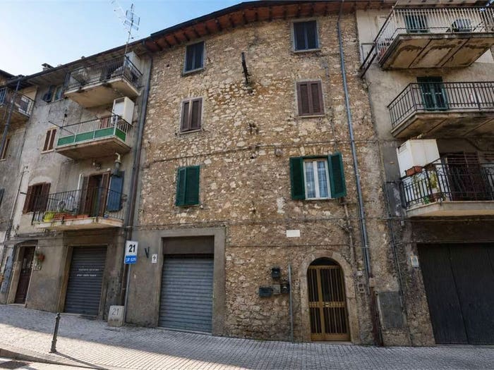 Appartamento bilocale in vendita in VIA ROMA, Carpineto Romano