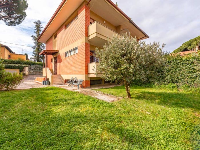 Casa con 6 locali in vendita in Via Guglielmo Quattrucci, Squarciarelli Casalaccio Pratone, Grottaferrata