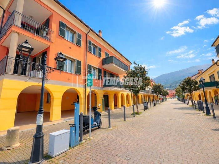 Appartamento trilocale in vendita in Molino Nuovo, Andora