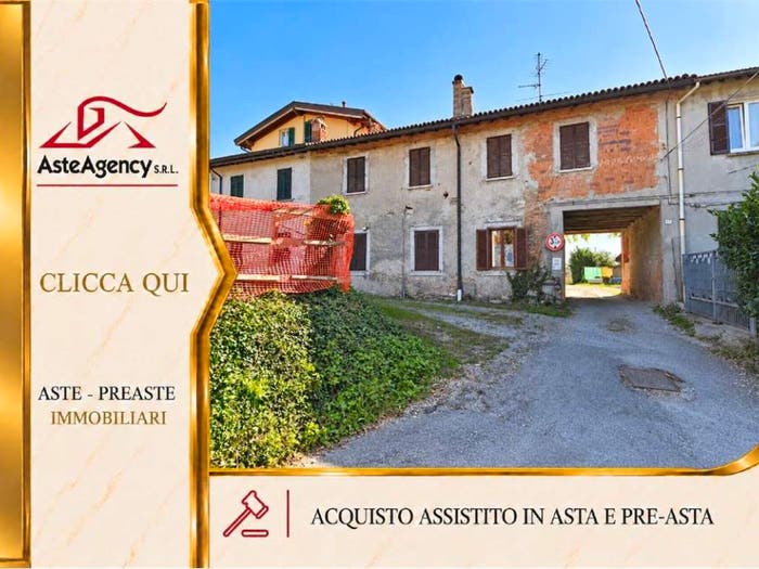 Appartamento quadrilocale in vendita in Via Mondello di Socco, Mondello, Fino Mornasco